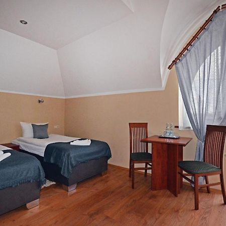 Hotel Tyniecki Cracovia Esterno foto