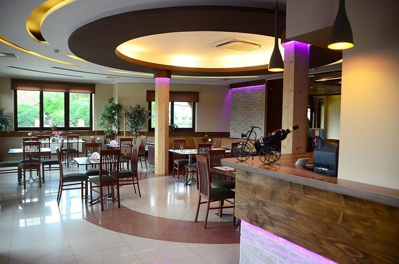 Hotel Tyniecki Cracovia Esterno foto