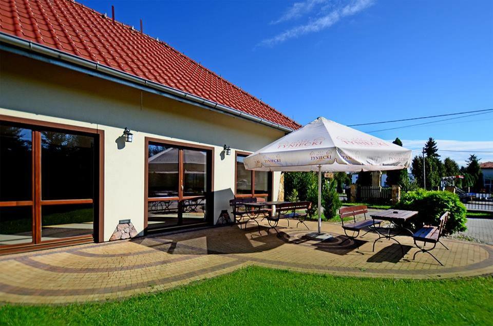 Hotel Tyniecki Cracovia Esterno foto